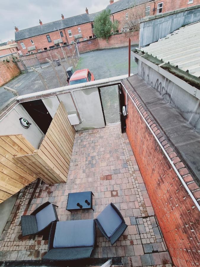 Lmk, Spacious 1 Bedroom Ground Floor Apartment, Ev Charger, Free Parking Wi-Fi, Great Location Belfast Exterior foto