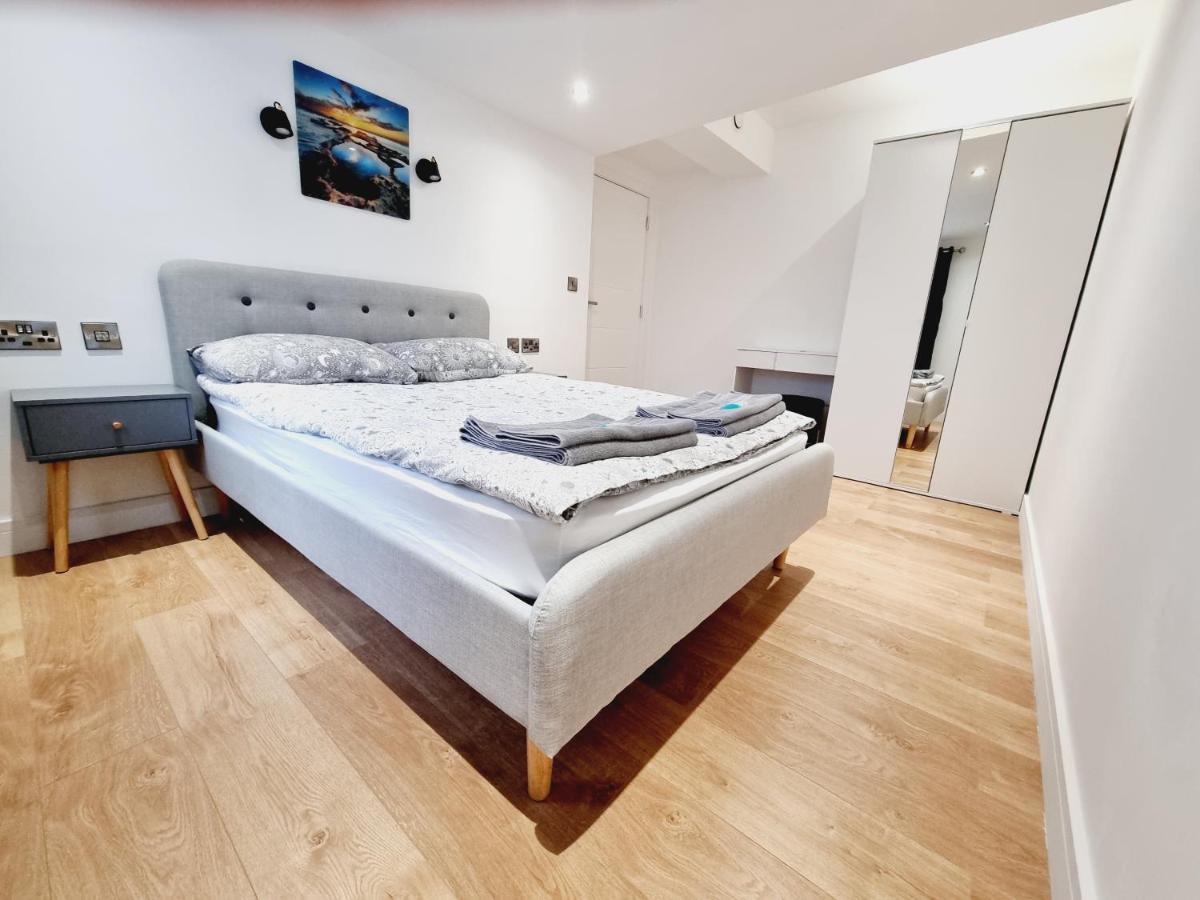 Lmk, Spacious 1 Bedroom Ground Floor Apartment, Ev Charger, Free Parking Wi-Fi, Great Location Belfast Exterior foto