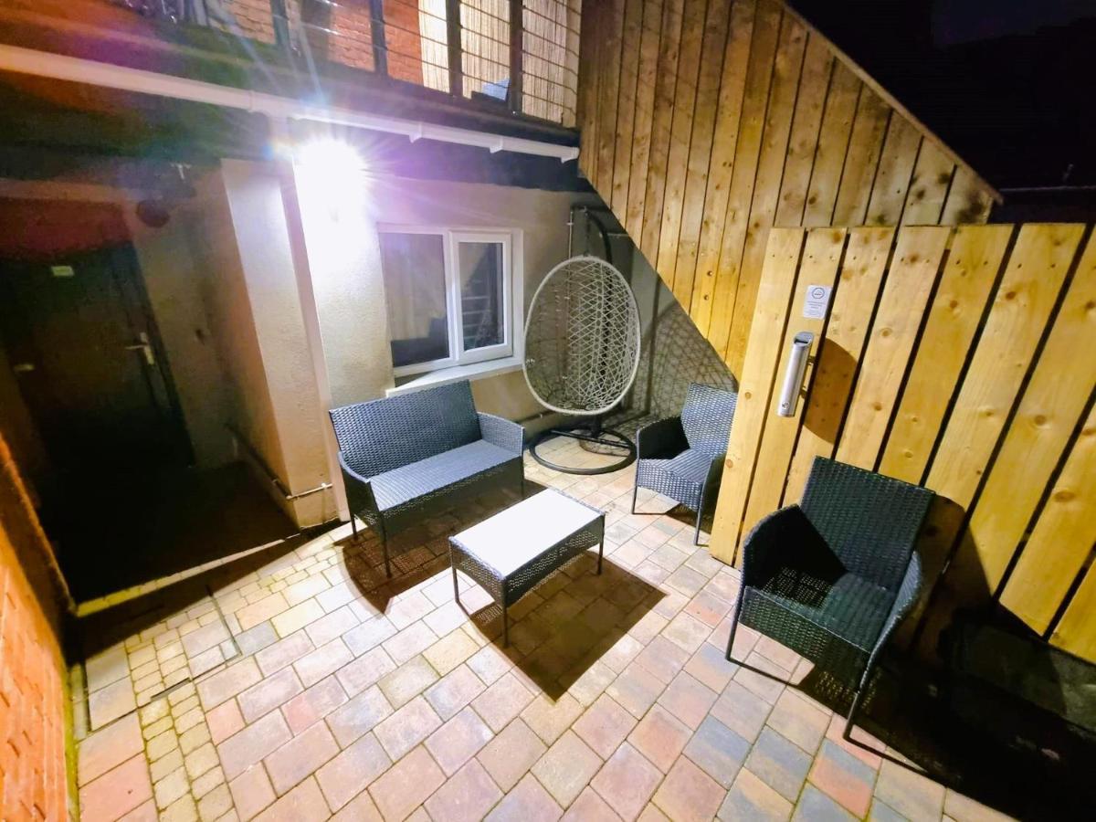 Lmk, Spacious 1 Bedroom Ground Floor Apartment, Ev Charger, Free Parking Wi-Fi, Great Location Belfast Exterior foto